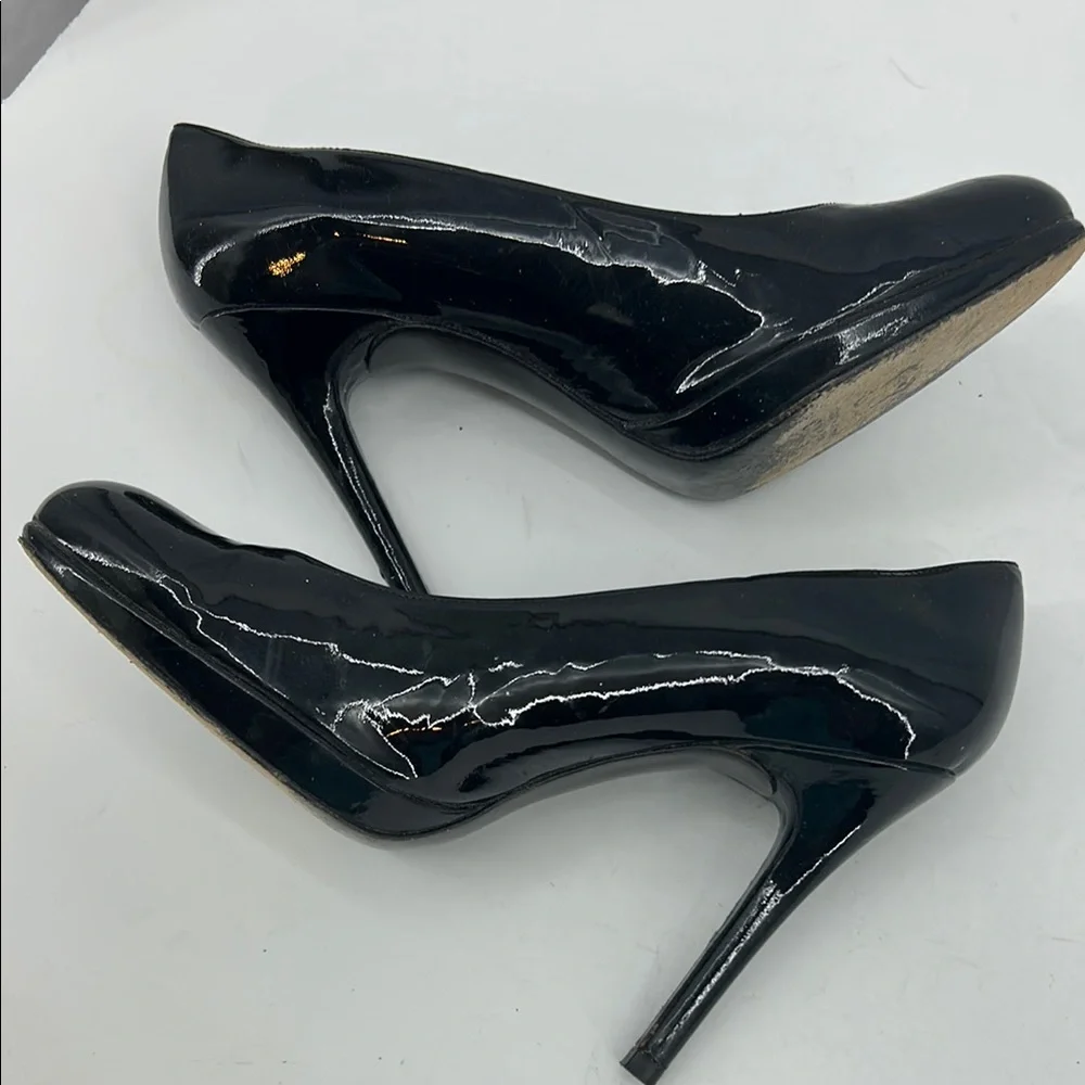 Stuart Weitzman Black Patent Leather High Heel Pumps - Picture 5 of 8
